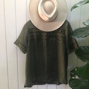 Anne Klein olive green t shirt blouse